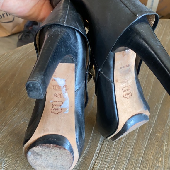 Gold hardware booties - Picture 6 of 8